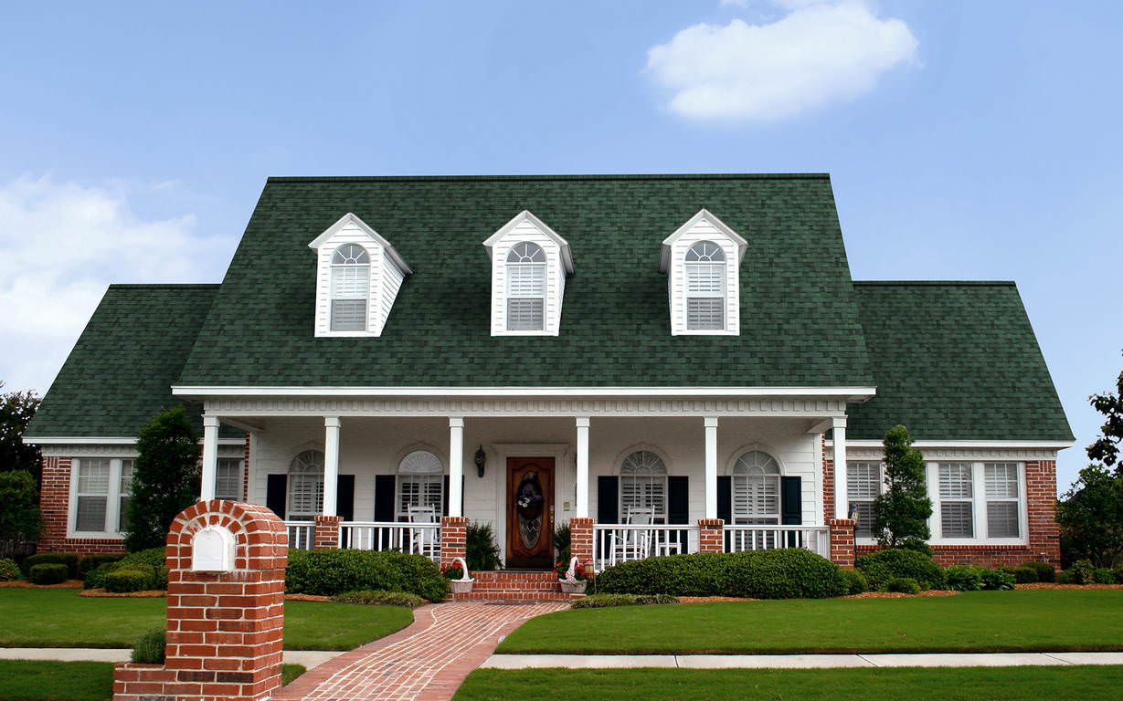 TruDefinition Duration Chateau Green Shingles on Roof